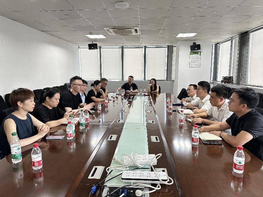 參觀學(xué)習(xí)拓視野，經(jīng)驗交流促成長——錢江商城赴杭州大廈501城市廣場交流學(xué)習(xí)