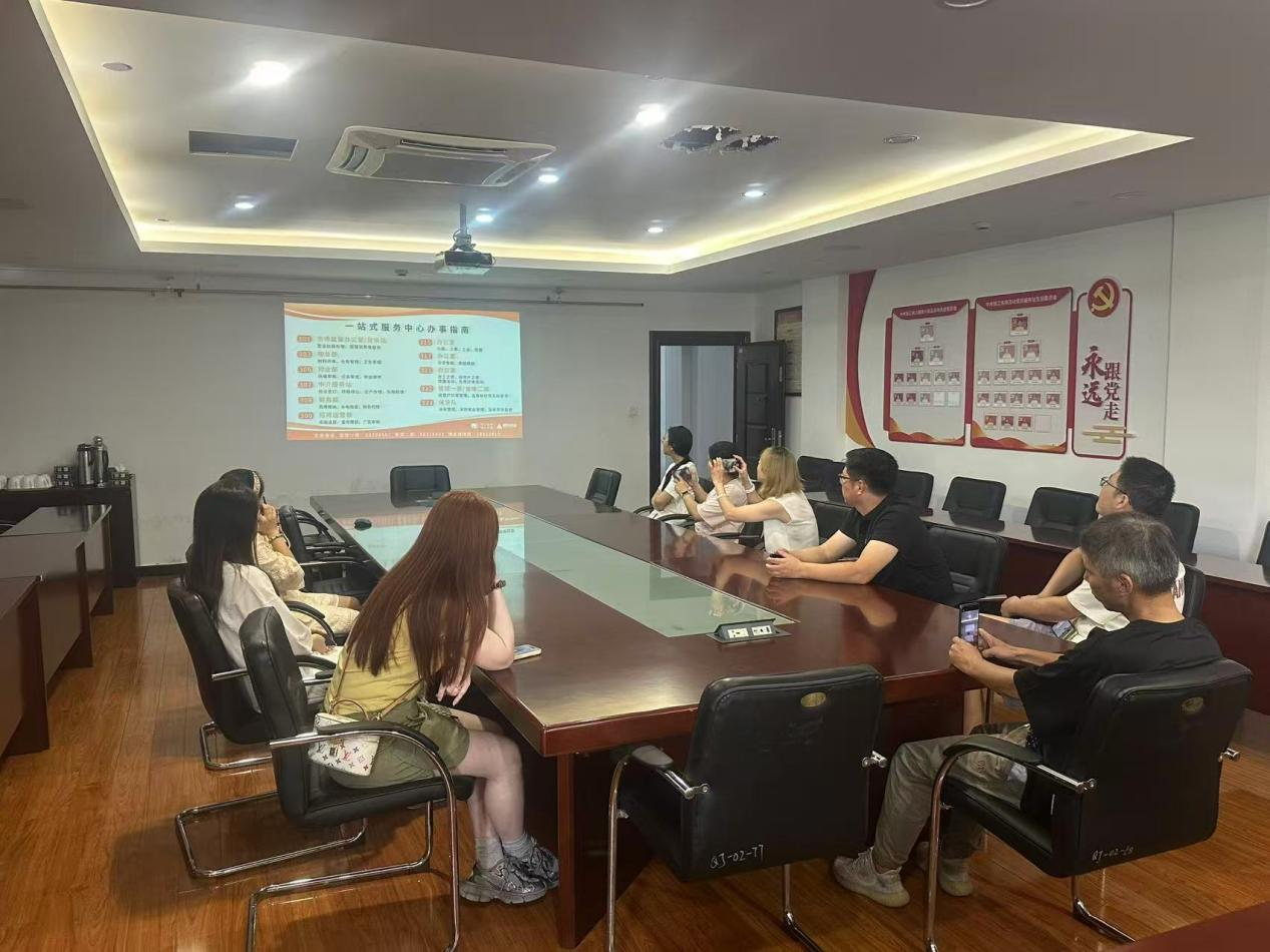 錢江商城開展新商戶培訓筑牢規(guī)范經(jīng)營與消防安全防線