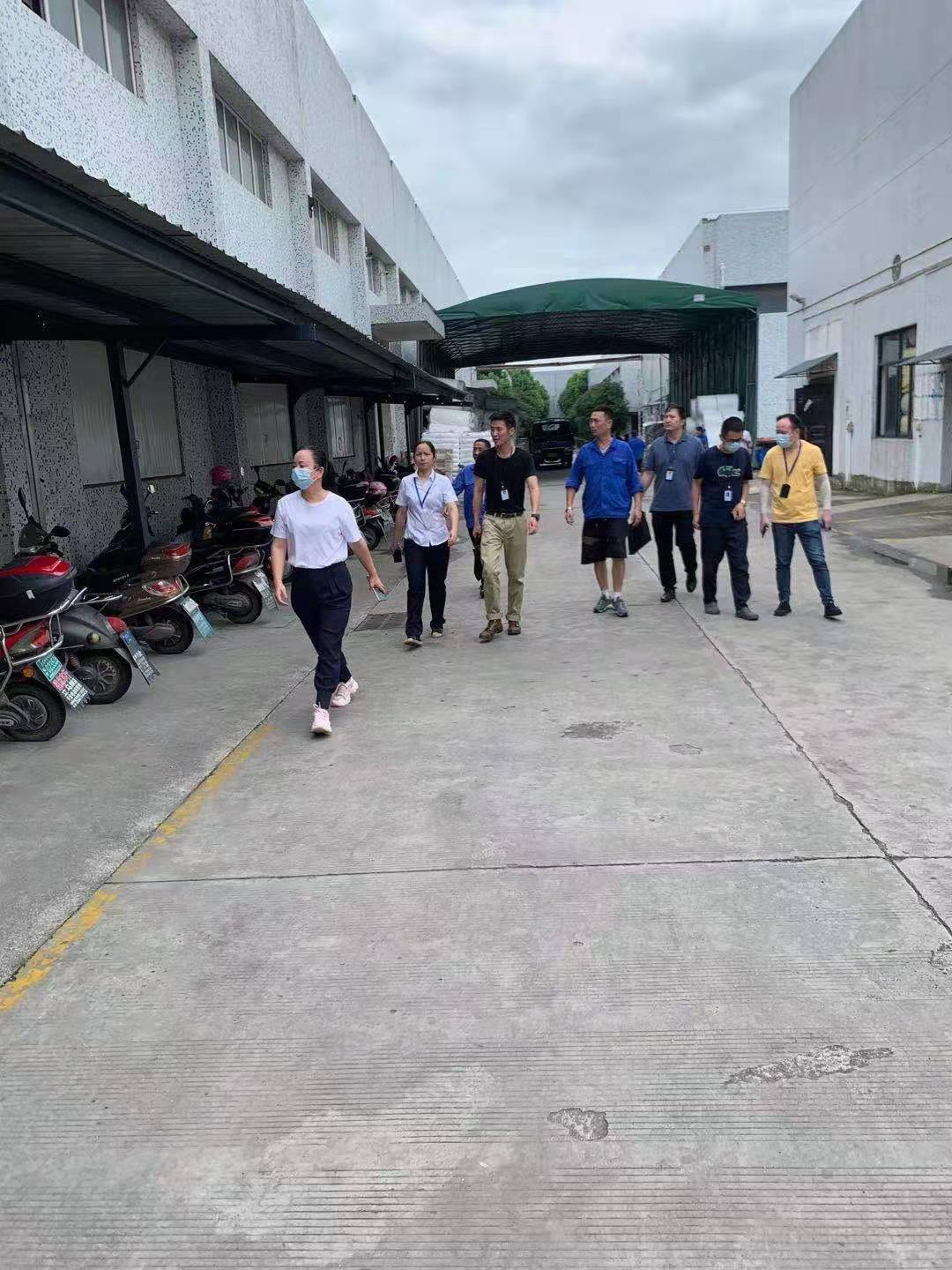 臨平區(qū)應(yīng)急安全管理局一行蒞臨園區(qū)進行安全生產(chǎn)檢查