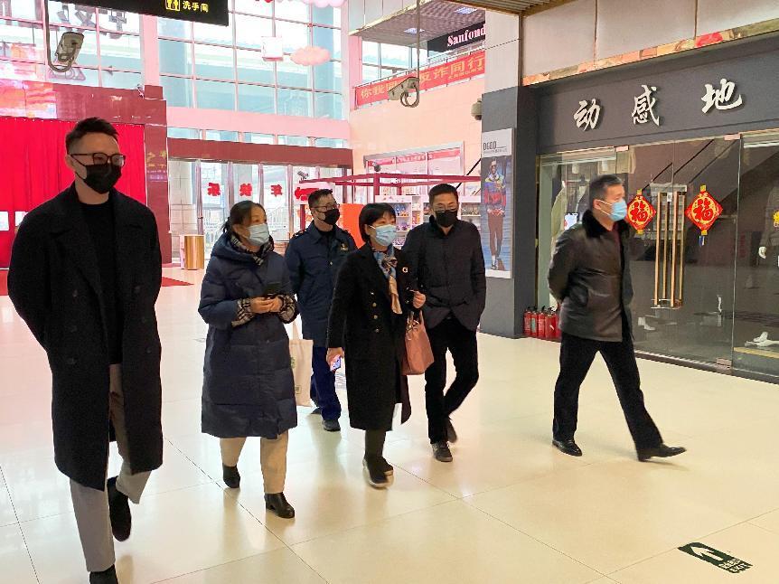 杭州市市場監(jiān)督管理局市場處姚如滔處長蒞臨錢江商城開展進口商品疫情防控指導工作