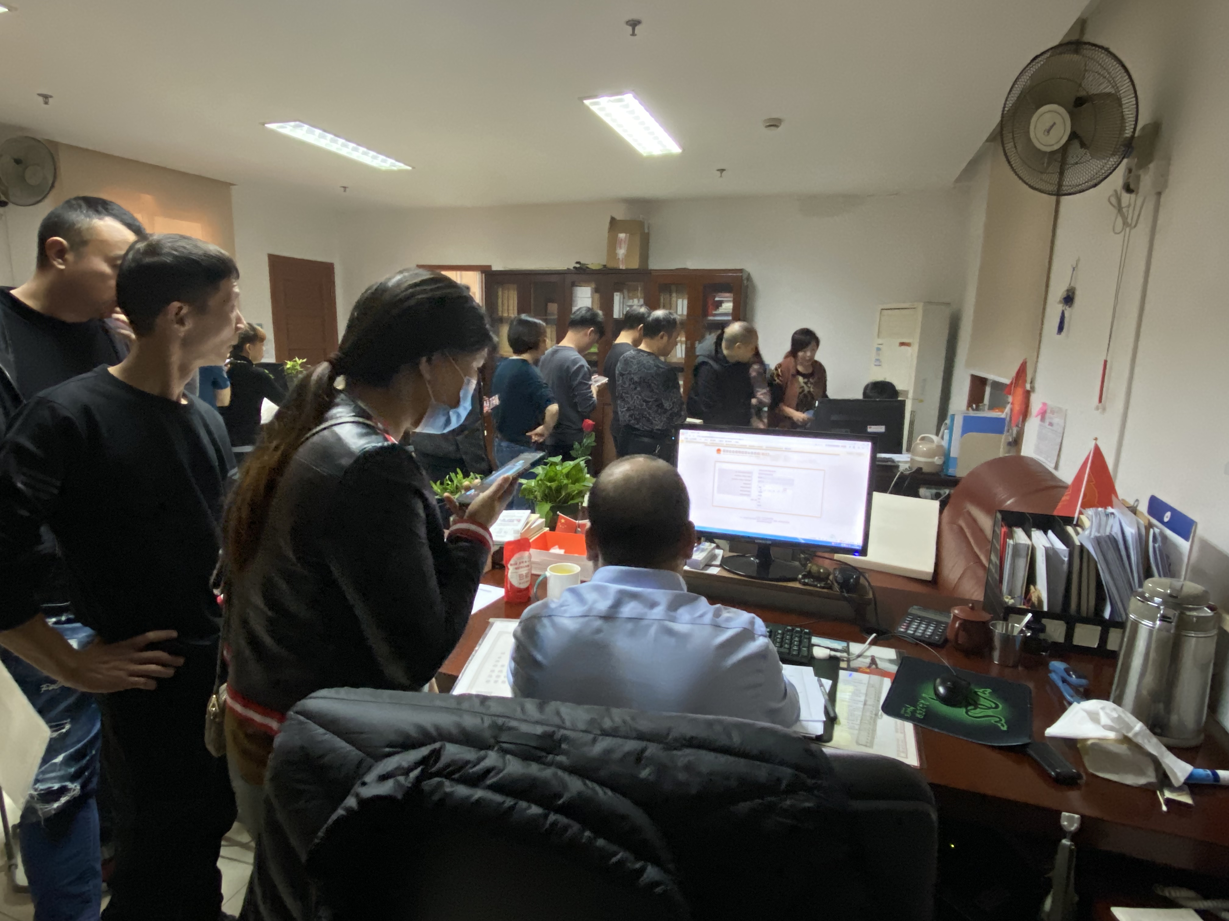 企業(yè)辦事零跑腿！快來(lái)綁定“浙江企業(yè)在線”