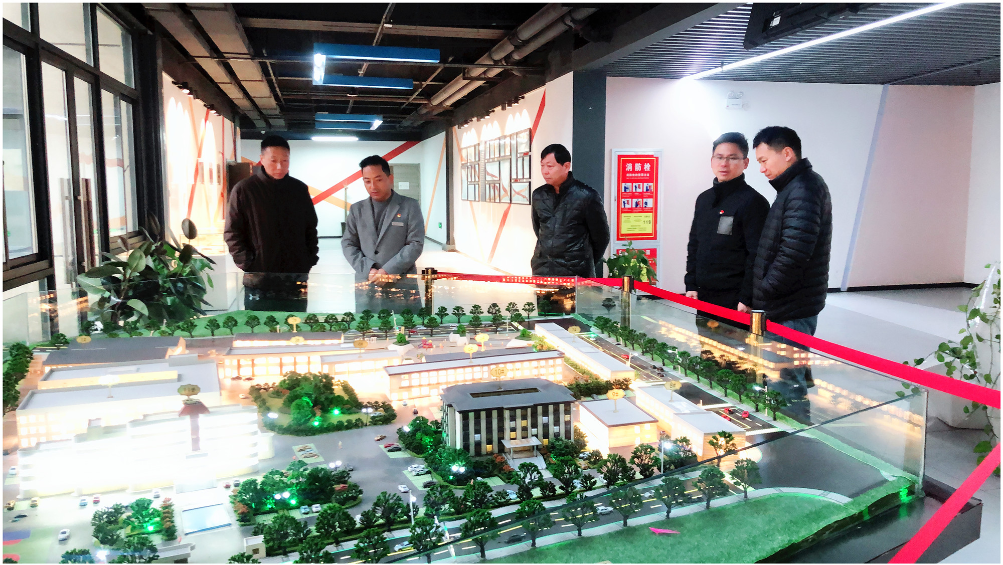 廬陽區(qū)政協(xié)黨組成員、秘書長尹楊 蒞臨廬陽建華文創(chuàng)園調(diào)研指導(dǎo)