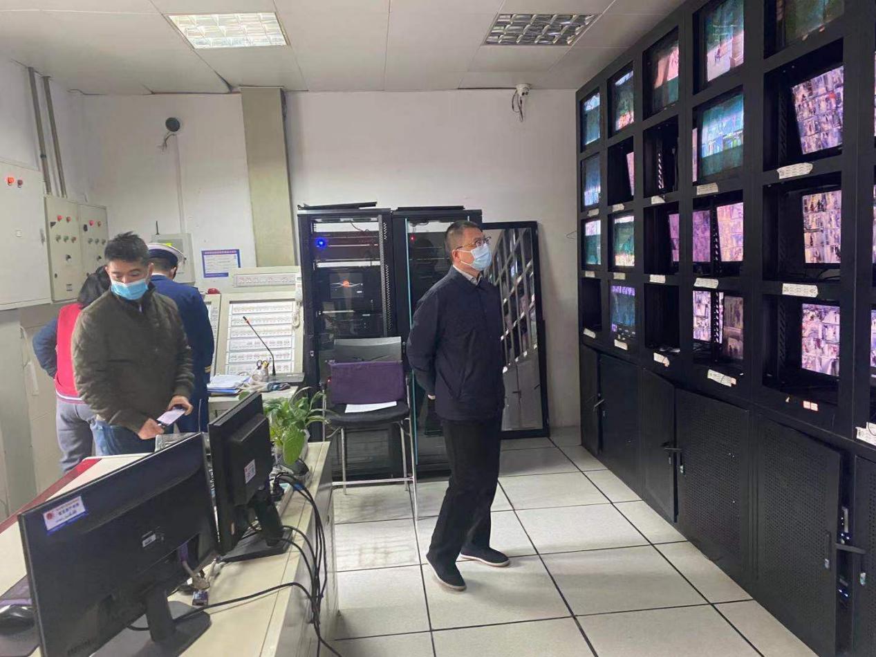 拱墅區(qū)委副書記、政法委書記李煒一行 走訪錢江商城