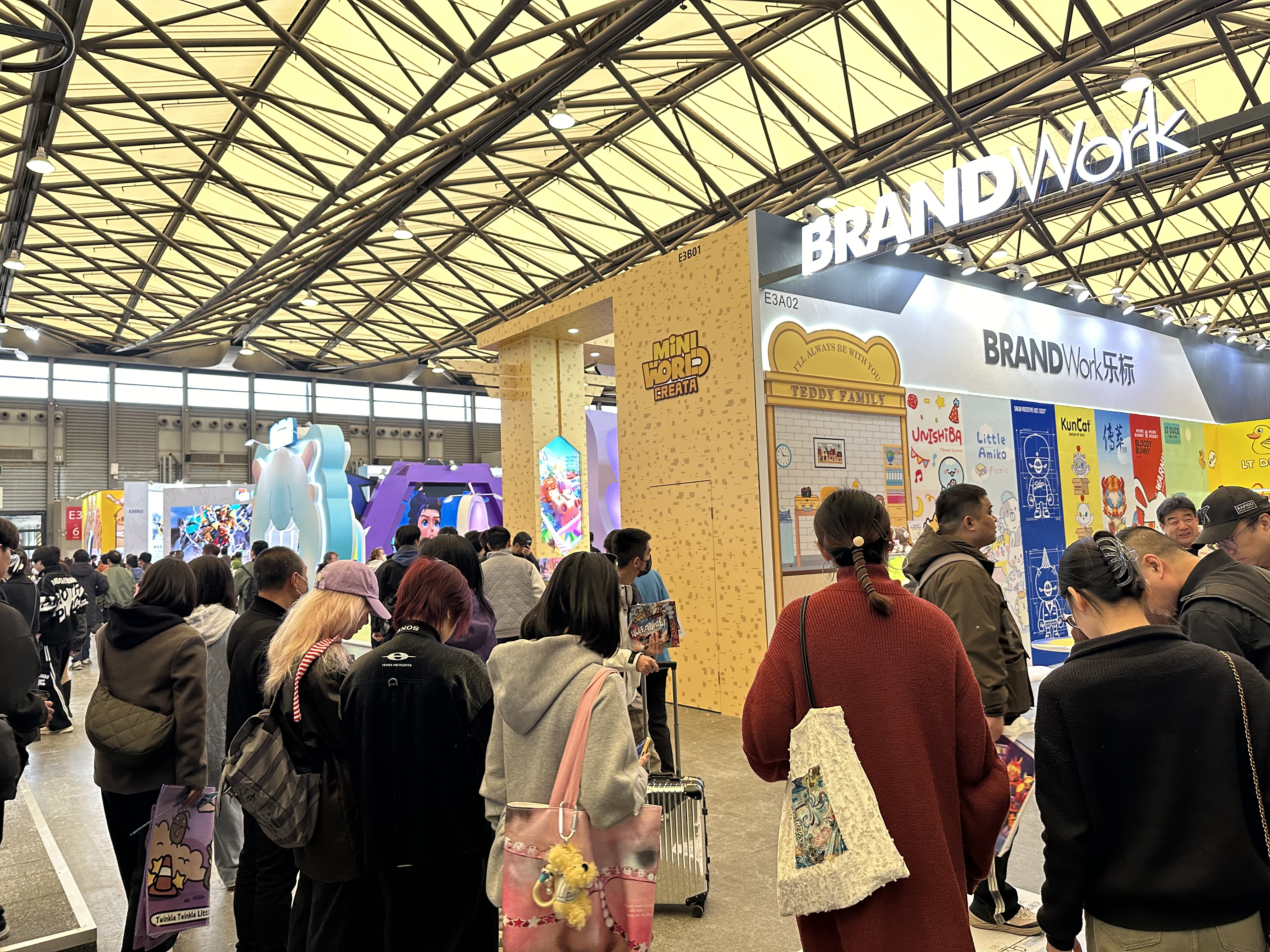 錢江商城參觀第11屆國際IP授權(quán)產(chǎn)業(yè)（上海）博覽會