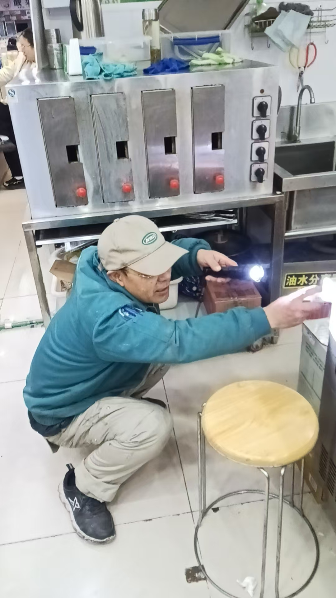 專業(yè)除四害，守護美食天地