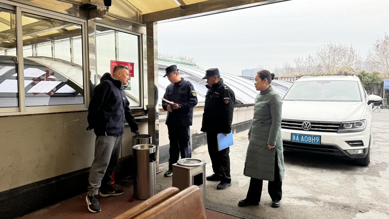 錢江商城開展消防安全專項(xiàng)檢查