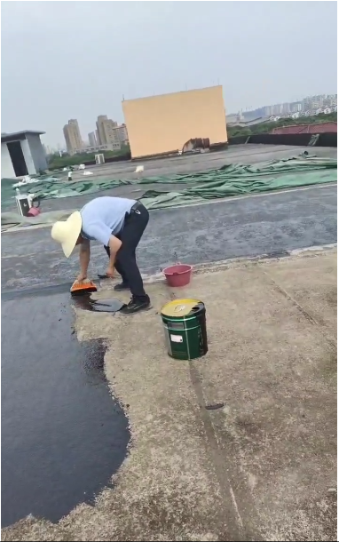 屋頂防水工程啟動(dòng)，保障商戶經(jīng)營(yíng)無(wú)憂